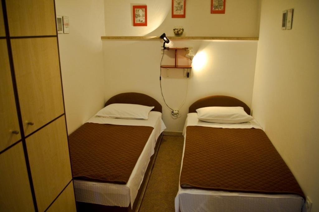 Guest House Kuzmanic Hvar Island Bilik gambar